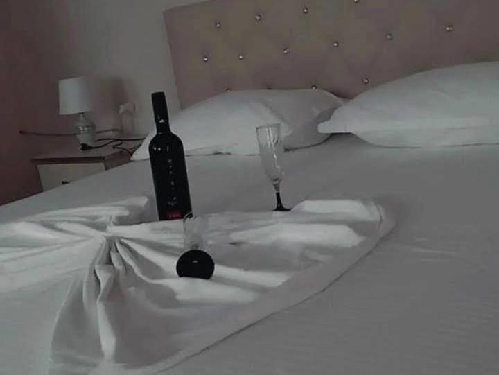 Apartament Jon Wlora Zewnętrze zdjęcie