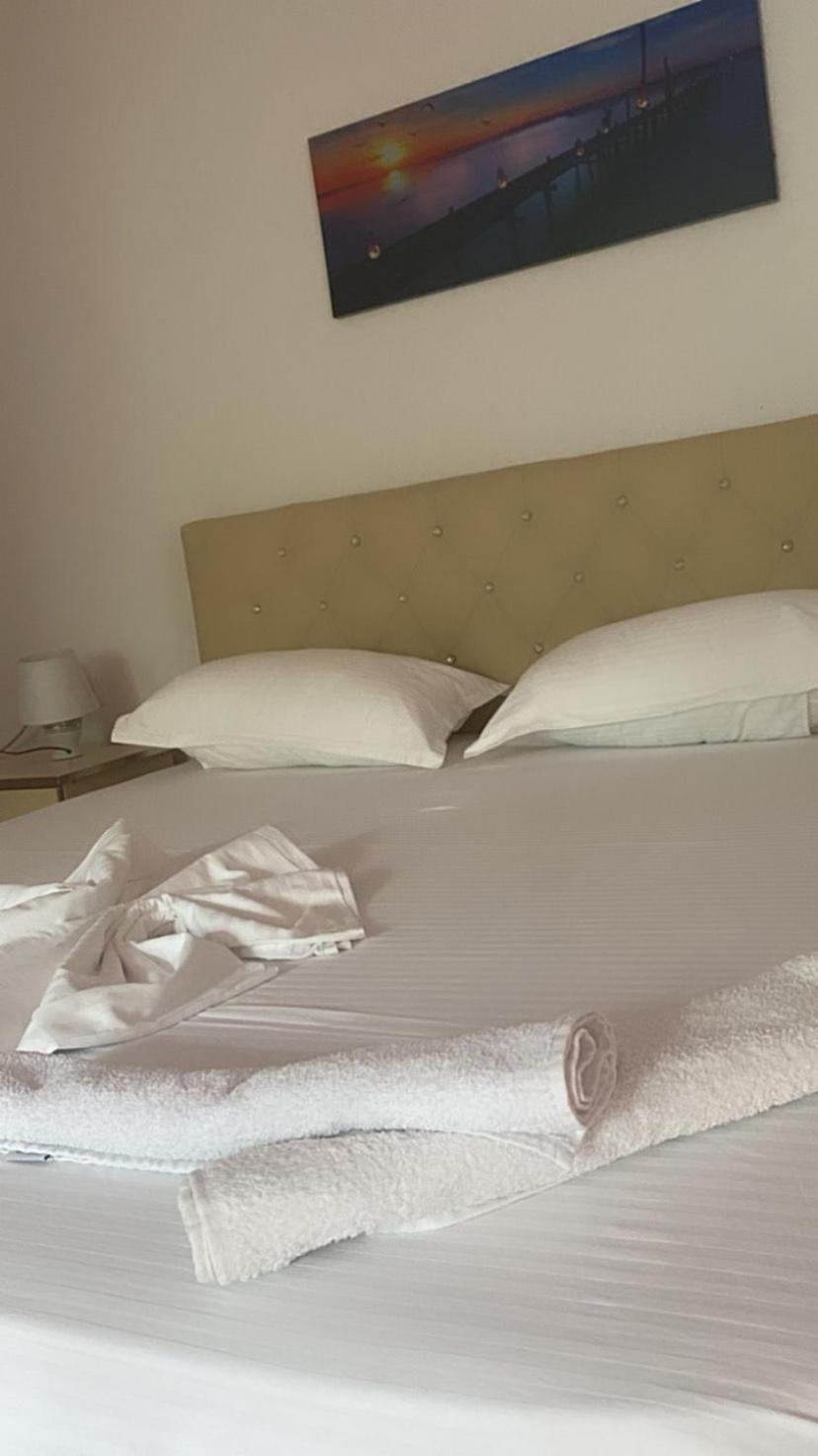Apartament Jon Wlora Zewnętrze zdjęcie