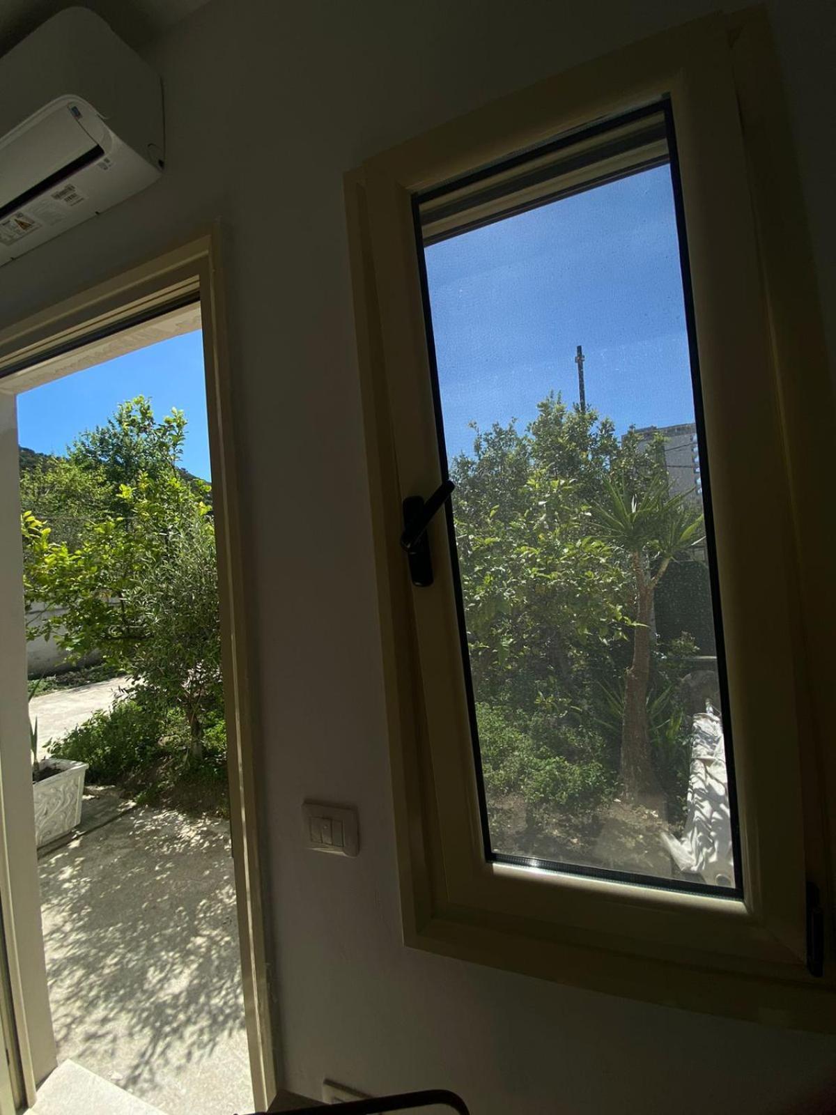 Apartament Jon Wlora Pokój zdjęcie