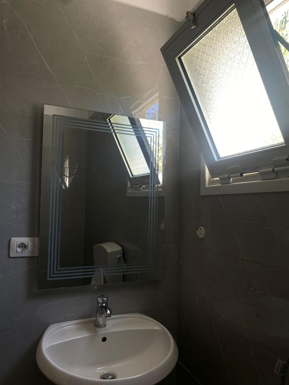 Apartament Jon Wlora Zewnętrze zdjęcie