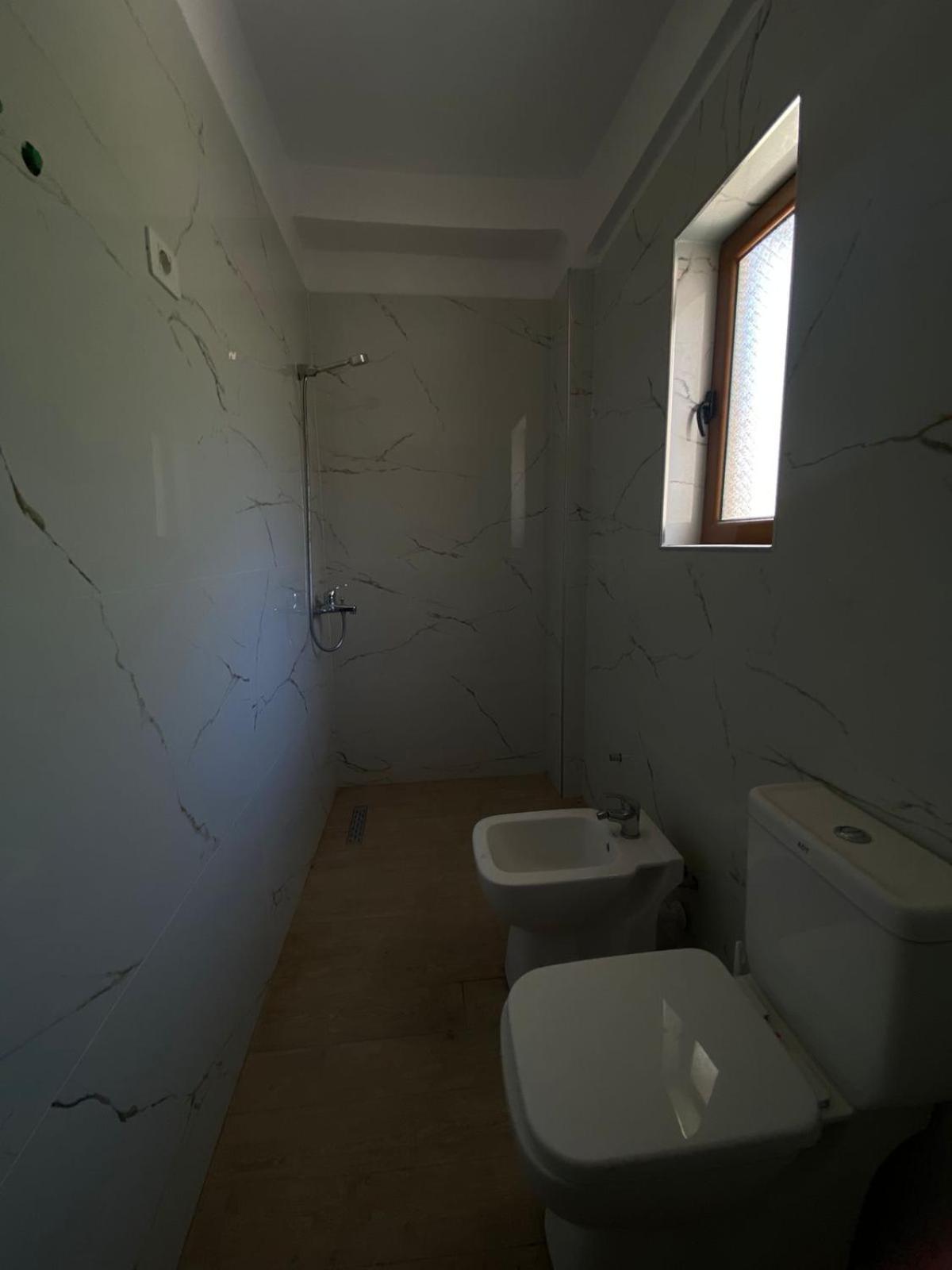 Apartament Jon Wlora Pokój zdjęcie
